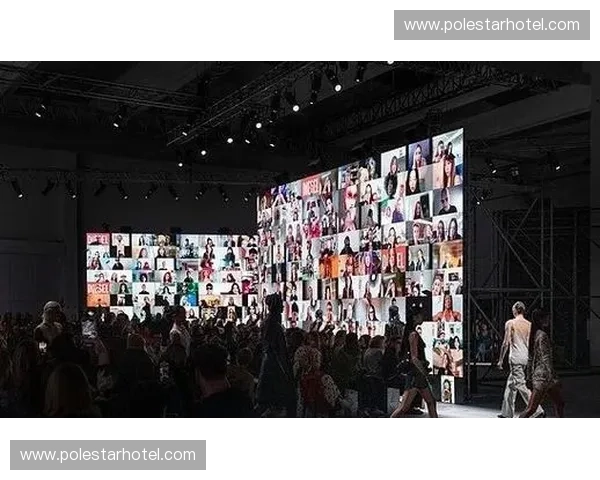 沉浸式探访韩国直播现场感受韩流文化与城市日常魅力